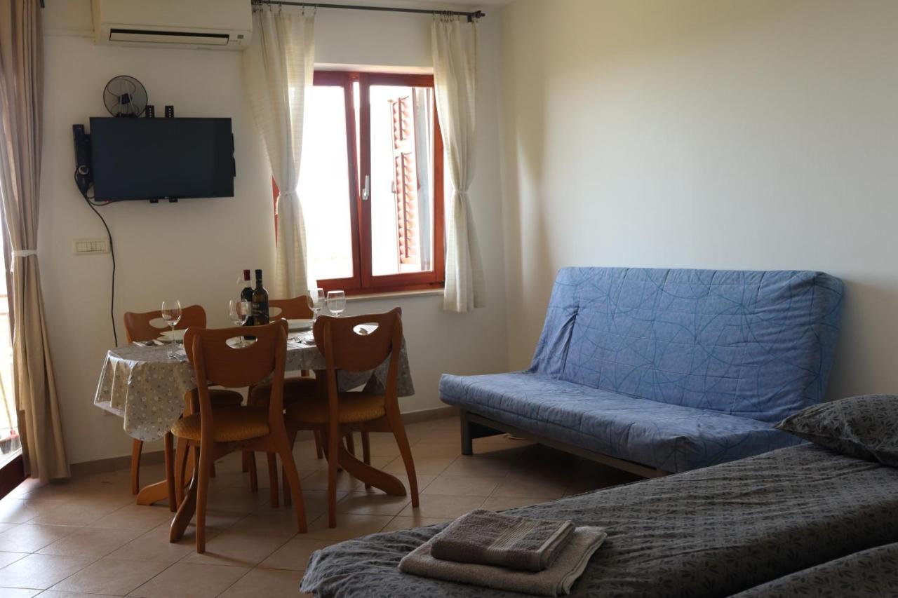 Tre terre apartment Lucija Extérieur photo